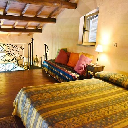 Casa Vacanze Vigna Di Valle Bracciano Szoba fotó