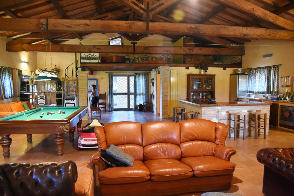 Casa Vacanze Vigna Di Valle Bracciano Szoba fotó